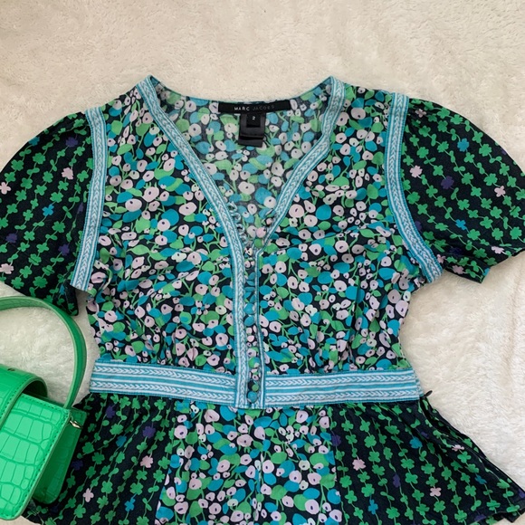 Marc Jacob’s  floral top size 2 fits small - Picture 5 of 7